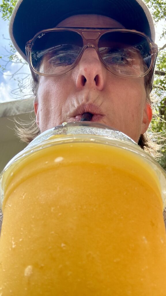 Claudia Mango Smoothie