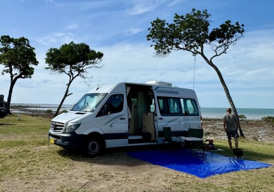 Camper af Standplatz Aufbau